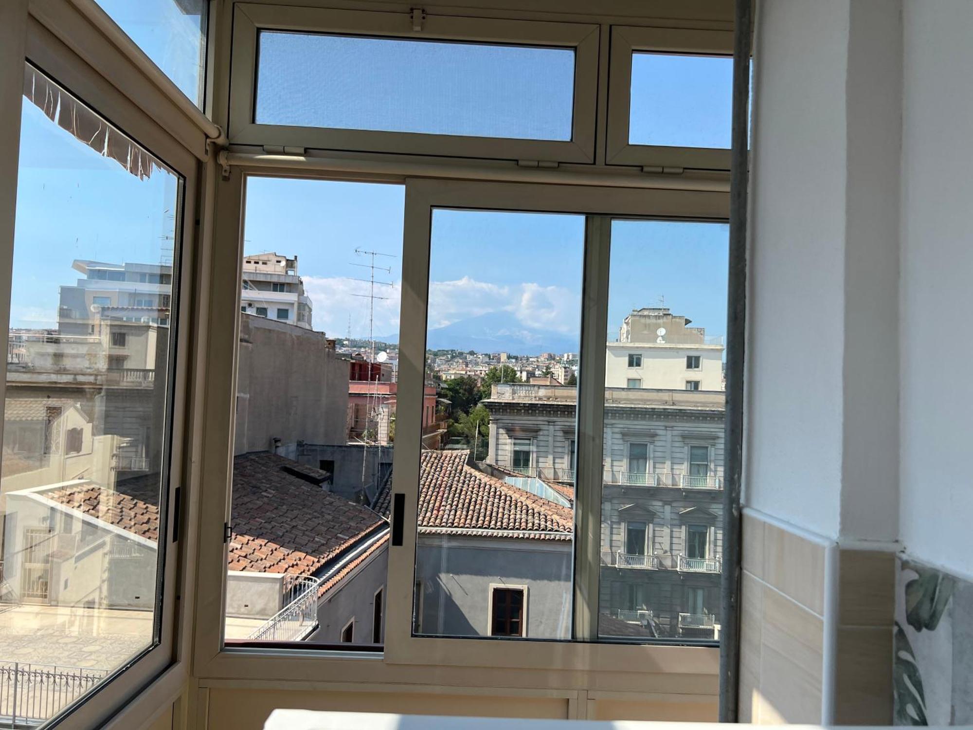 Wonderful Via Etnea Apartment Катания Екстериор снимка